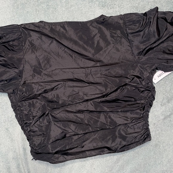NEW! Aritzia Sunday Best Petal Top sz 8 - Picture 6 of 7